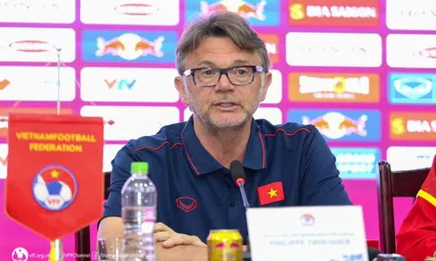 HLV Philippe Troussier: Ưu tiên cho U23 Việt Nam để hướng tới SEA Games 32
